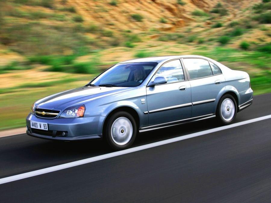  Chevrolet Evanda 2004 года  (фото 9 из 16)